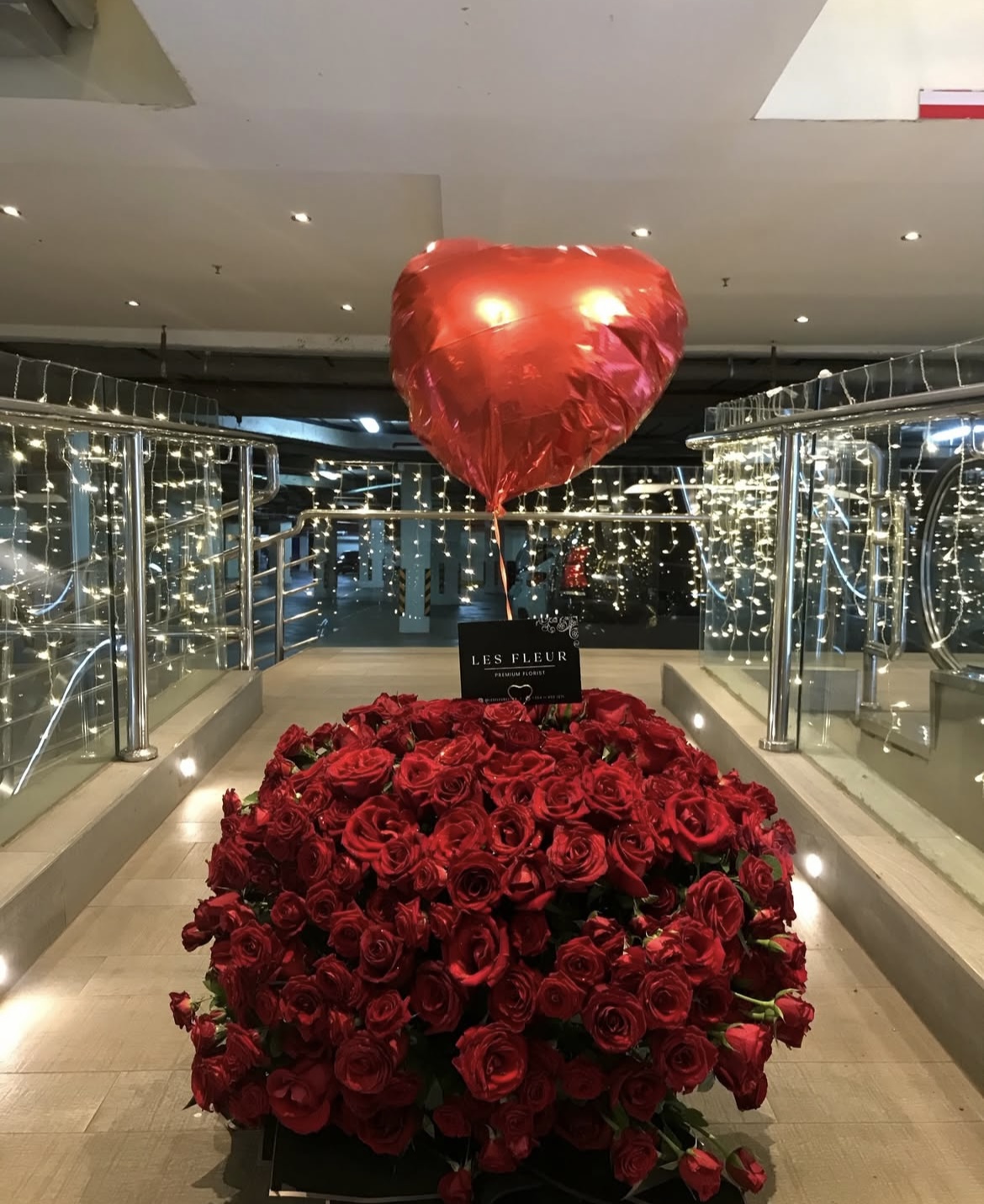 Eternal Passion – LF 350 Red Rose Bouquet Arrangement - Image 3