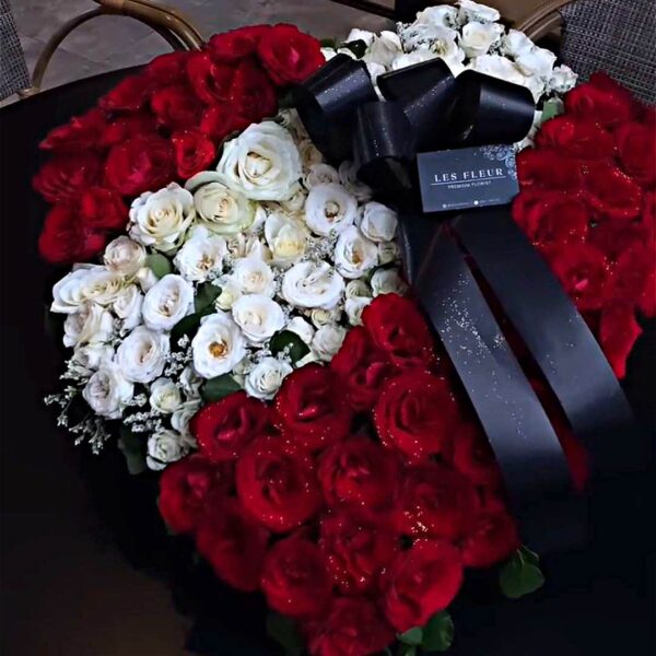 Eternal Tribute – 100 Stem Mixed Rose Funeral Wreath