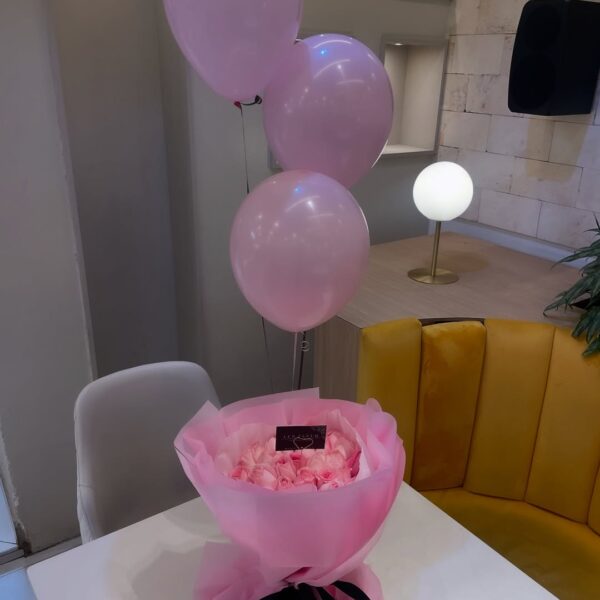 Pink Daydream – LF 40 Pink Rose Bouquet with Balloons